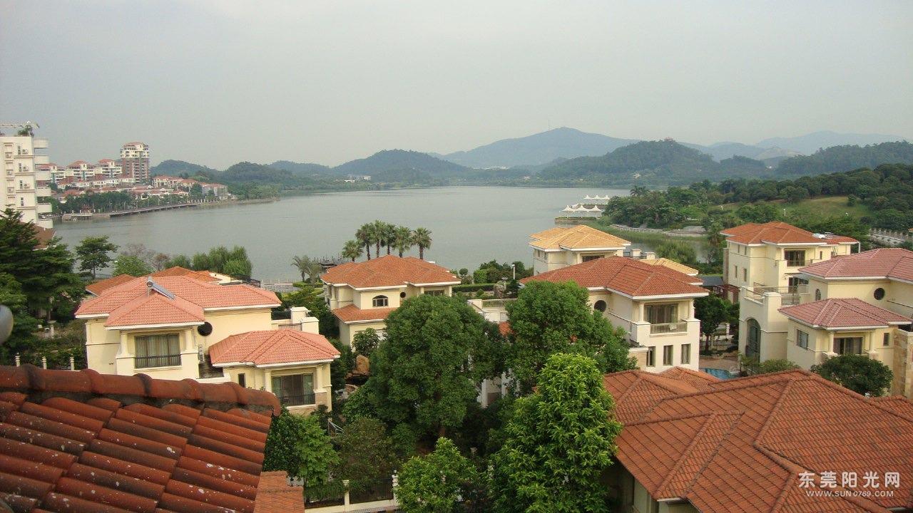 御花苑 天珑湾一线湖景 无遮挡视野 众望毛坯让您自