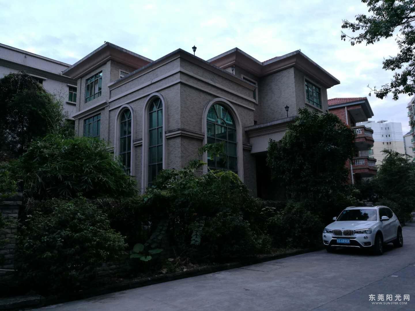 侨苑山庄(独栋别墅,证满五年免双税)