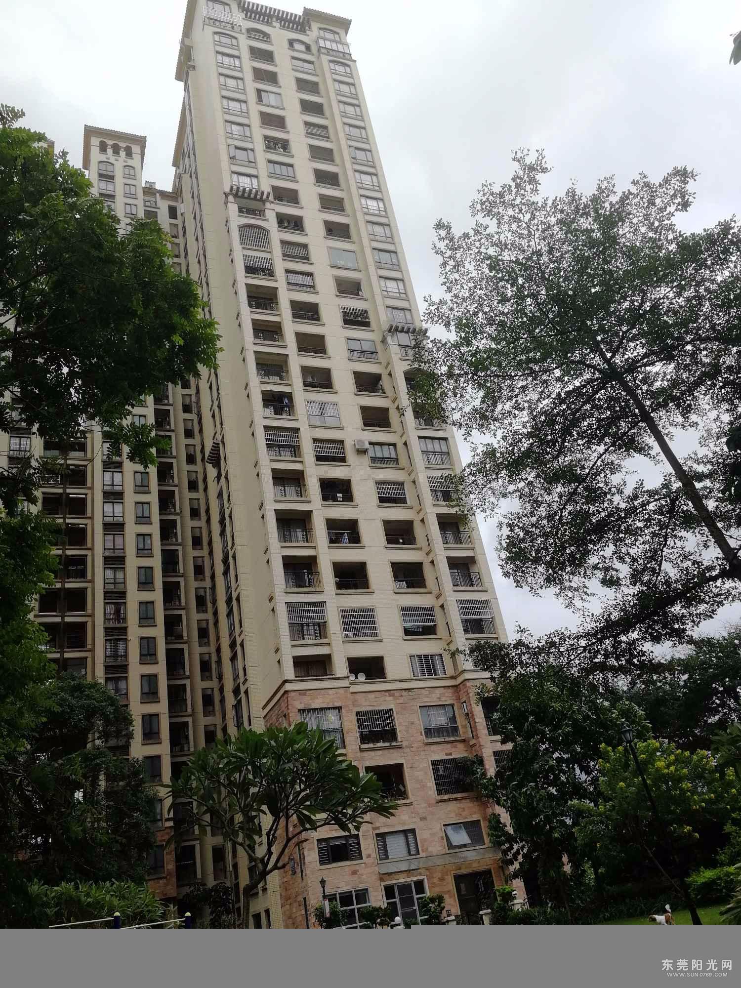 88万/套 合 15714元/㎡  所在楼盘:中惠香樟绿洲 物业地址:樟木头